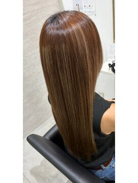 アボカド 本町(avocado) 髪質改善/縮毛矯正/酸性ストレート/本町/カット/トリートメント