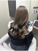 オリーブベージュカラー