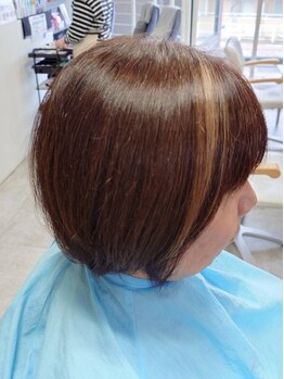 Chrysanthemum【クリサンセマム】の写真/乾燥・パサつきなど一人ひとりの悩みに寄り添い、髪質改善を叶える厳選トリートメントが自慢◎