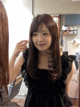 ヨナサン(Yona Saint) レイヤー柔らかベージュ