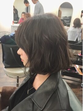 アークス(Ark'ss) ボブスタイル×ロートーン