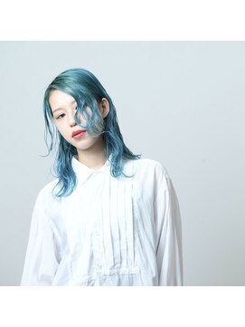 フェンヘアーアイス 中目黒(Fen.hair ici) ブリーチ オンカラー ウェーブスタイル