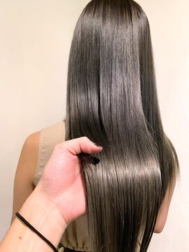 ホフ 大阪心斎橋店(F.O.F) 艶カラー×イルミナ【ホフ/大阪/心斎橋/難波】