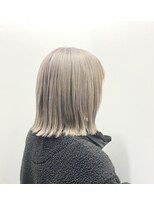 オンザ(ONTHE)&nbsp;透明感ホワイティベージュ切りっぱなしワンレンボブ【林京平】