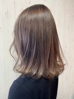 ヘアー リードレス(hair Re:dress) ミルクティーベージュフェイスレイヤー愛されミディ結べるボブ