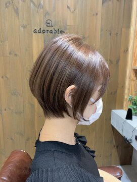 アドラーブル 長岡新保店(adorable) 20代30代大人可愛い★耳掛け小顔ショート×アッシュベージュ