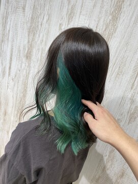 ゼルレーヴ(ZELE reve) 黒髪×インナーカラー