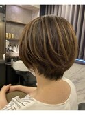 大人上品*ふんわりハイトーンショート【カミケンパセオ】