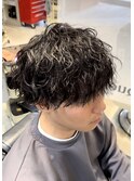 スペインカール/スパイキーショート/フェザーパーマ/刈り上げ