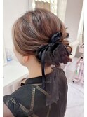 シニヨンのリボンアレンジ