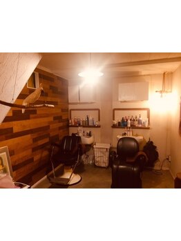 【マンツーマン◎】大型サロンが苦手な方にオススメ！初めてのお客様でも緊張せずに過ごせる居心地の良さ◎