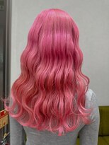 ヘアーワークス ボナ(HAIR WORKS bona.)&nbsp;デザインカラー×巻き髪アレンジ ピンク/パステルピンク