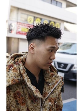 ザ チョップ ショップ ハラジュク(THE CHOP SHOP HARAJUKU) ツイストパーマ