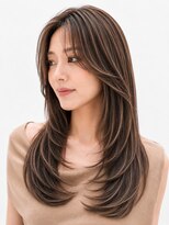 サーカス バイ ビュートリアム 青山(CIRCUS by BEAUTRIUM)&nbsp;レイヤーカット 白髪ぼかしハイライト ふんわり上品レイヤー
