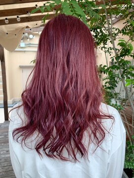 ヘブンリー(heavenly) 10代20代/ブリーチオンカラー/暖色系カラー/セミディ/小顔