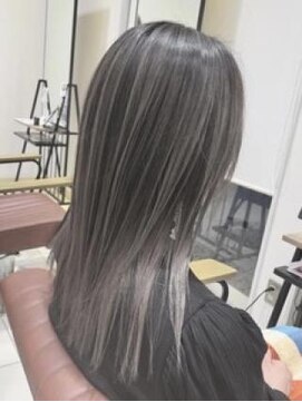 クアトログランシュ ひたちなか店(QUATRO×GranCieux) バレイヤージュオンカラー