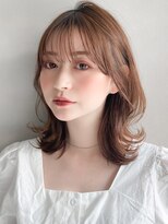 こなれミディホワイトグレージュネビージュ薄めバング小顔