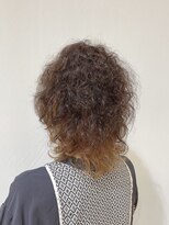 アッシュ 町田駅前通り店(Ash)&nbsp;【Ash町田駅前通り店　西尾美妃】　癖毛をいかしたふわふわヘア