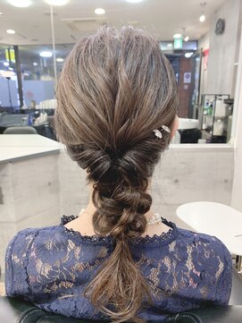 美容室 トゥッカ(tukka) 編みおろしヘアセット