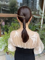 クルト バイ マルカ(KURT by MARUCA)&nbsp;結婚式二次会ヘアアレンジタイトポニーテール大人ナチュラル
