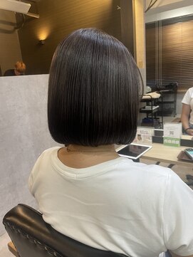 ネロ(Nero) 《YURI》グレージュカラー