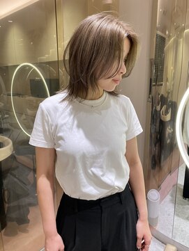 マイル 渋谷(mile) マットベージュ×ウルフカット