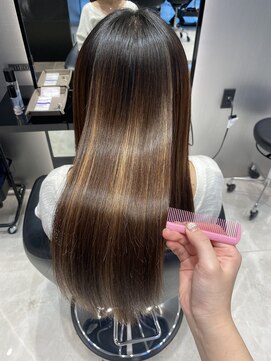 ハルキミナト ジャパン ヨコハマ(HARUKI MINATO japan YOKOHAMA) 美髪矯正でまとまるうる艶ヘアに♪