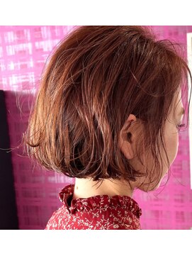 ルシュ(Leshu) 小顔　ボブフレアレイヤー　２０代３０代人気！【松本】