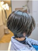 ショートボブ