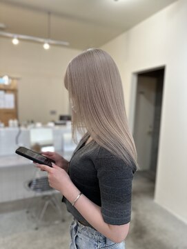アンククラシックヘアー(ank classic hair) ブロンド、ミルクティー、ミディアム、韓国ヘア【山田彩千郎】