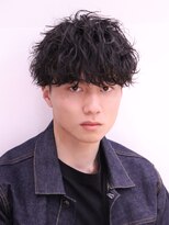 ネイビー(NAVY)&nbsp;波巻きパーマ 束感刈り上げマッシュ