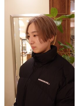 ビュートリアム265(BEAUTRIUM 265) ハンサムショート/前髪なし/ハイライト/ショートヘア/銀座有楽町