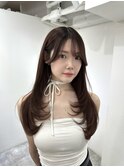 前髪ありワイドバンググレージュ美髪レイヤーカット髪質改善