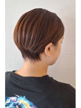 ボンド(hair salon bonD) 耳かけコンパクトショート