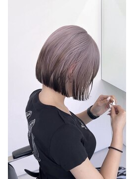 サイ(sai) 前髪/アンブレラカラー/こなれミディ/イメチェン/ウェーブパーマ