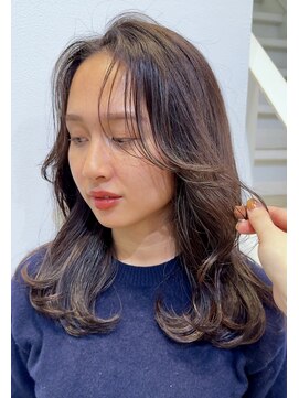 ビュー トウキョウ(VIEW TOKYO) レイヤーカット ミディアムレイヤー