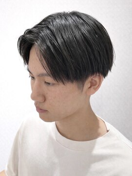 キリ 逗子(kiri) 逗子葉山センターパートツーブロックメンズマッシュ眉毛韓国M52