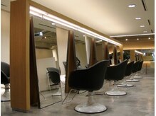 コックス(COX)の雰囲気(スタイリッシュで広々としと空間は安心して過ごせます)