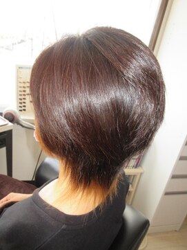 コア フィール ア デイ(COIFFURE A DAY) 【M3D】艶ショート