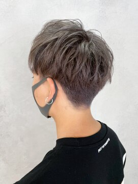 アイティーバイアルバム 松戸店(IT by ALBUM) メンズミルクティーコンマヘアスキンフェード_ba338701