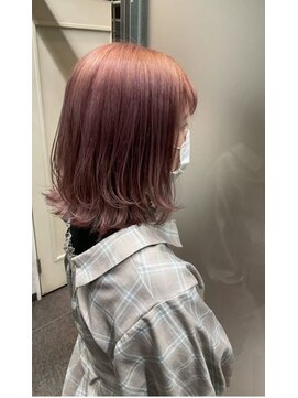 ヘア イノウエ HAIR INOUE 韓国風ヘアアレンジが映えるピンクカラー♪