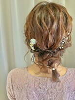 ミテ(MiTe)&nbsp;アレンジヘアセット　編みおろし　パーティーヘア　およばれヘア