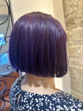 マイノリティー(Minority Produced By TOPHAIR) 前下がりミニボブ×ダークラベンダー