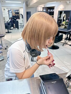 ヴェイン 渋谷(vain) ホワイトベージュ/ホワイトミルクティー/ミニボブ/切りっぱなし