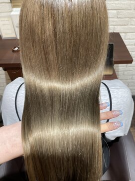 ミリ 奈良店(mm) べージュ/透明感カラー/韓国/髪質改善/奈良駅/奈良/近鉄奈良