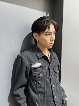 ノラ シブヤ(NORA) ”嶋津”メンズセンターパートニュアンスパーマ