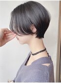 【morio 原宿】大人可愛いマッシュショート　前髪なしグレージュ