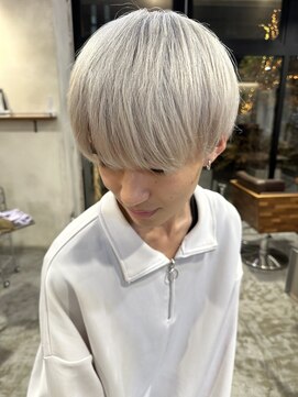 ドアバイリップル(door by LIPPUL) マッシュスタイル　ホワイトブロンドカラー