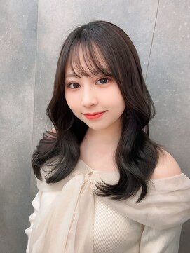 クム(kumu) 【kumu】 ロングレイヤー/顔周りカット/栄/名古屋