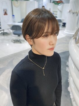 エアー 青山(AIR) 前髪あり耳掛け丸みボブコンパクトショート20代30代40代50代